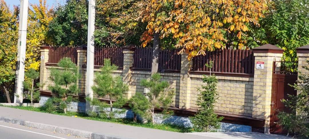 Забор из штакетника 90м Красный Каштан фото6 в Кургане