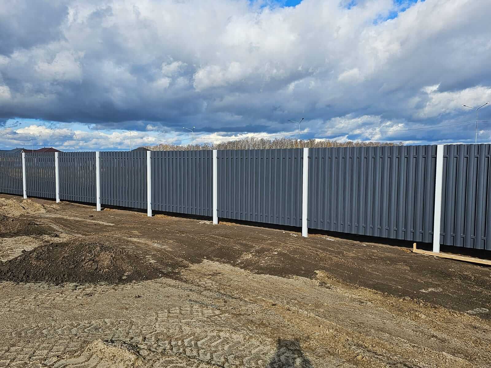 Забор из евроштакетника 234м RAL7024/7024 Серый Графит двусторонний фото 2 в Кургане