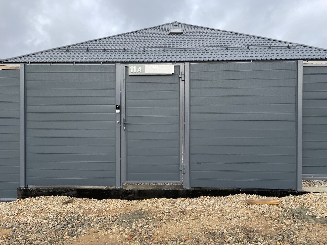 Забор-ранчо из металлопланкена 14м RAL7024 Серый Графит МАТТЕ фото 2 в Кургане