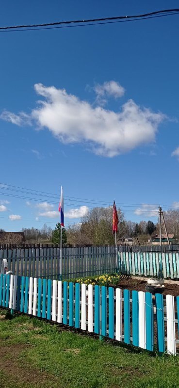 Забор из евроштакетника 16м RAL5021 Морская Волна, RAL9003 Белый фото 2 в Кургане