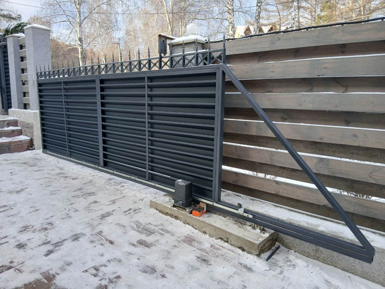 Входная группа из ламелей Хай-Тек RAL7024/7024 Серый Графит двусторонний МАТТЕ фото 23 в Кургане