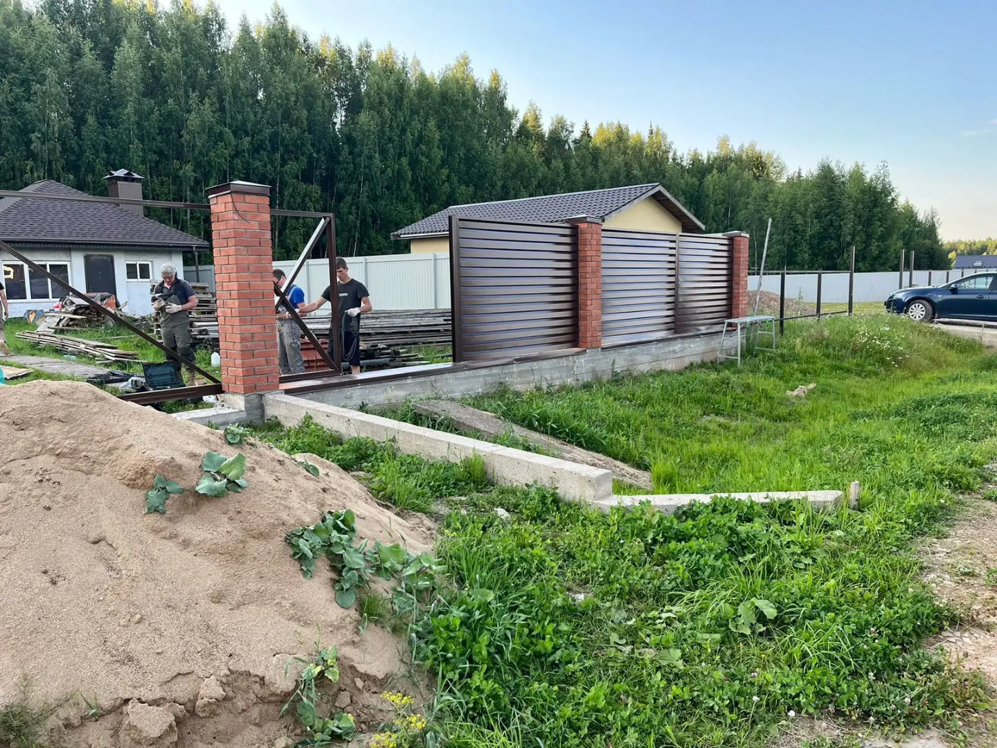 Забор-жалюзи из ламелей Хай-Тек 26м RAL8017/8017 Шоколад двусторонний фото 3 в Кургане